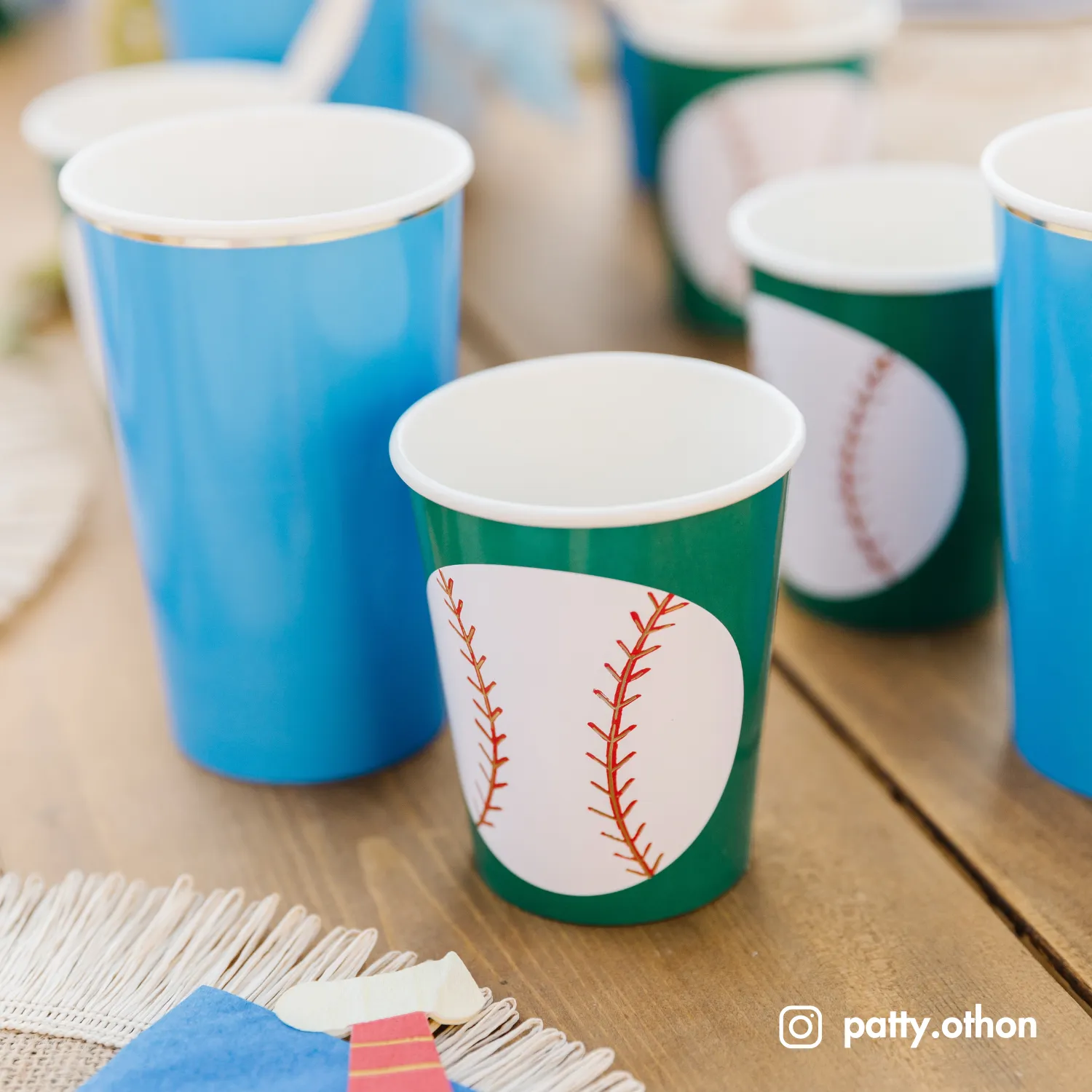 BASEBALL CUPS